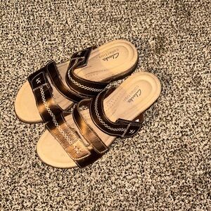 Clarks Women's Roseville Bay Flat Sandal